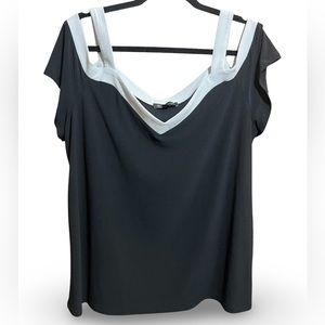INC International Concepts Black/white cold shoulder top XXL